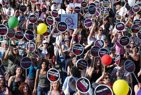 Sosyalist EBT’den 1 Temmuz “Eşcinsel Onur Yürüyüşü” çağrısı